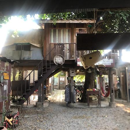 Khonthao Hotel Lamphun Bagian luar foto